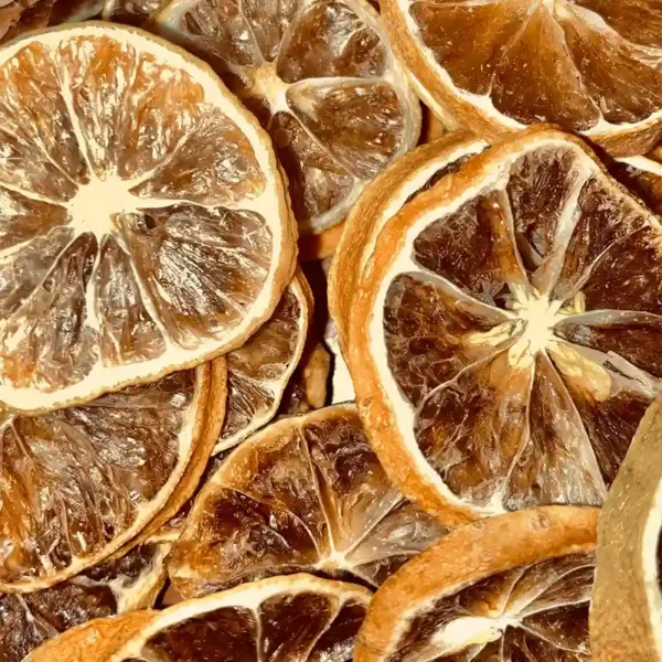 دمنوش لیمو عمانی – چای ترش‌مزه، گرمابخش و پاک‌کننده طبیعی
